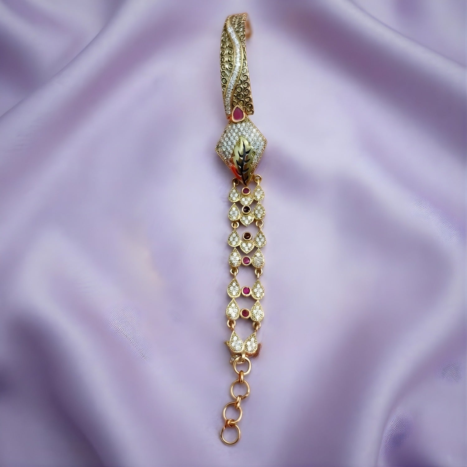 Antique Heritage Glow Bracelet